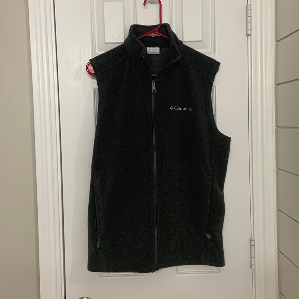 Columbia vest